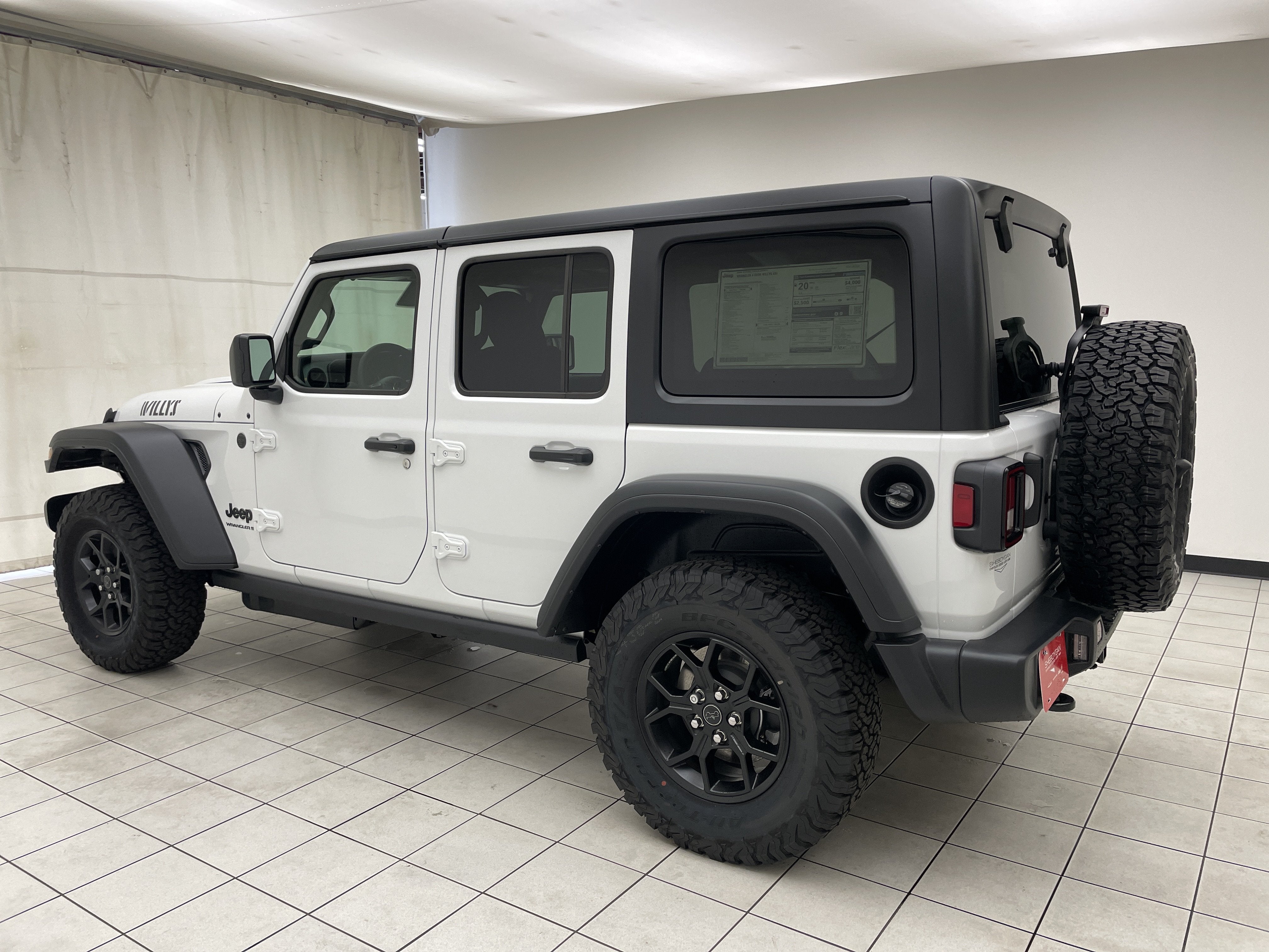 2026 Jeep Wrangler 4-Door Willys 4x4