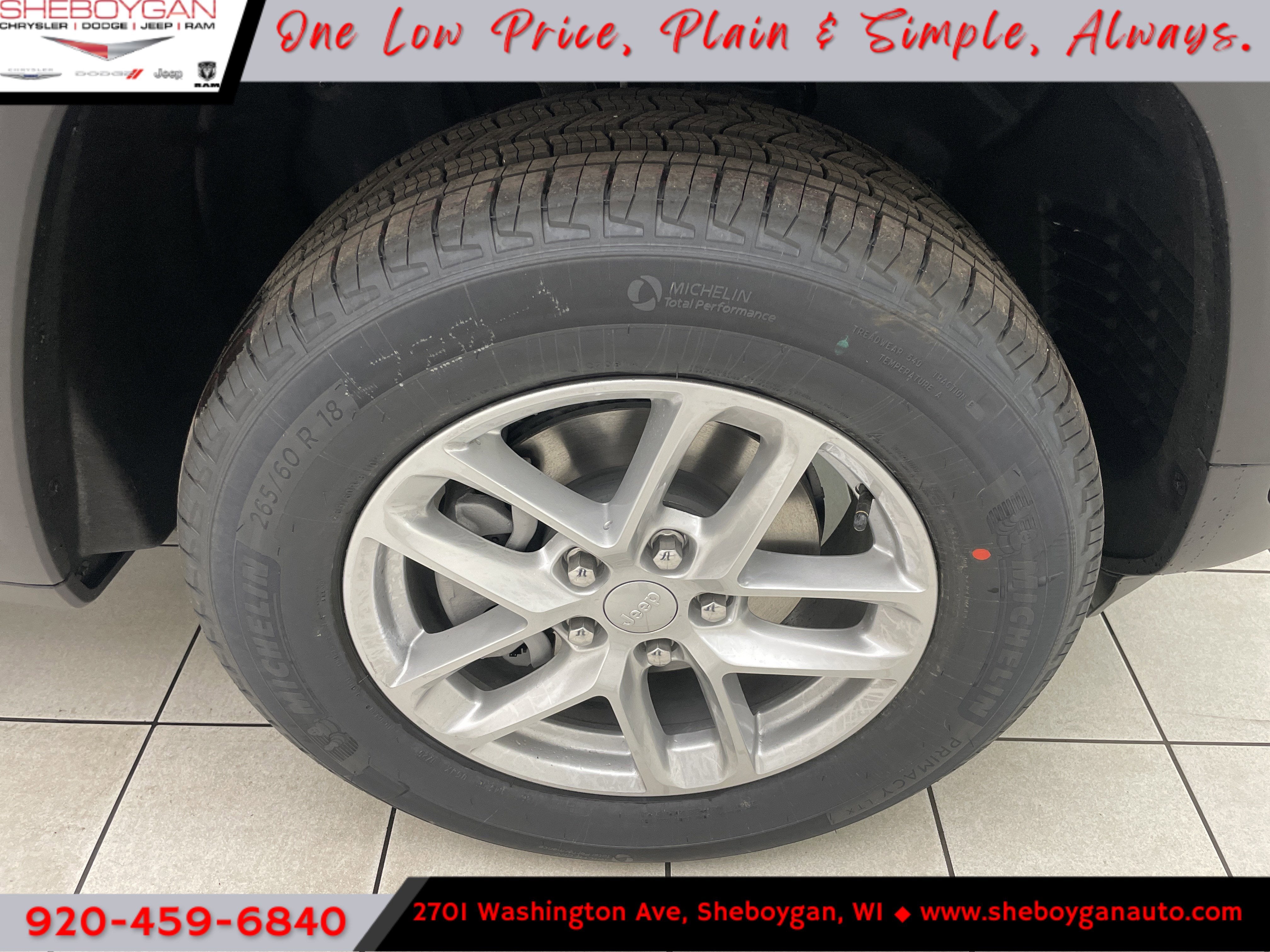 2026 Jeep Grand Cherokee GRAND CHEROKEE LAREDO X 4X4