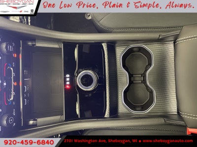 2027 Jeep Grand Cherokee GRAND CHEROKEE LAREDO X 4X4