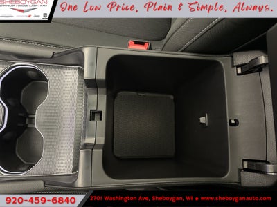 2027 Jeep Grand Cherokee GRAND CHEROKEE LAREDO X 4X4
