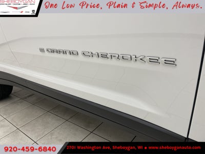 2027 Jeep Grand Cherokee GRAND CHEROKEE LAREDO X 4X4
