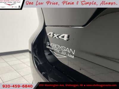 2027 Jeep Grand Cherokee GRAND CHEROKEE LAREDO X 4X4