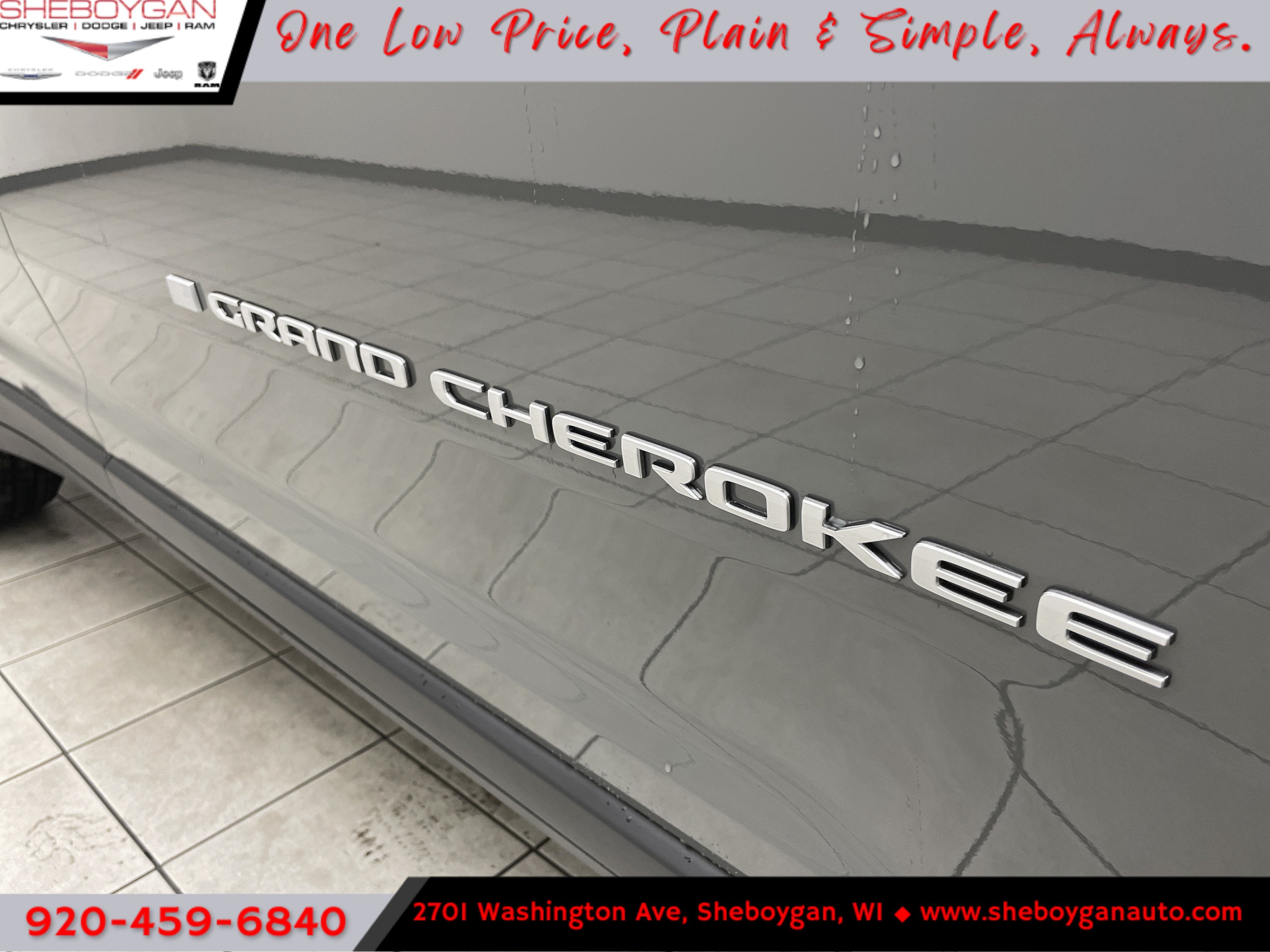 2027 Jeep Grand Cherokee GRAND CHEROKEE LAREDO X 4X4