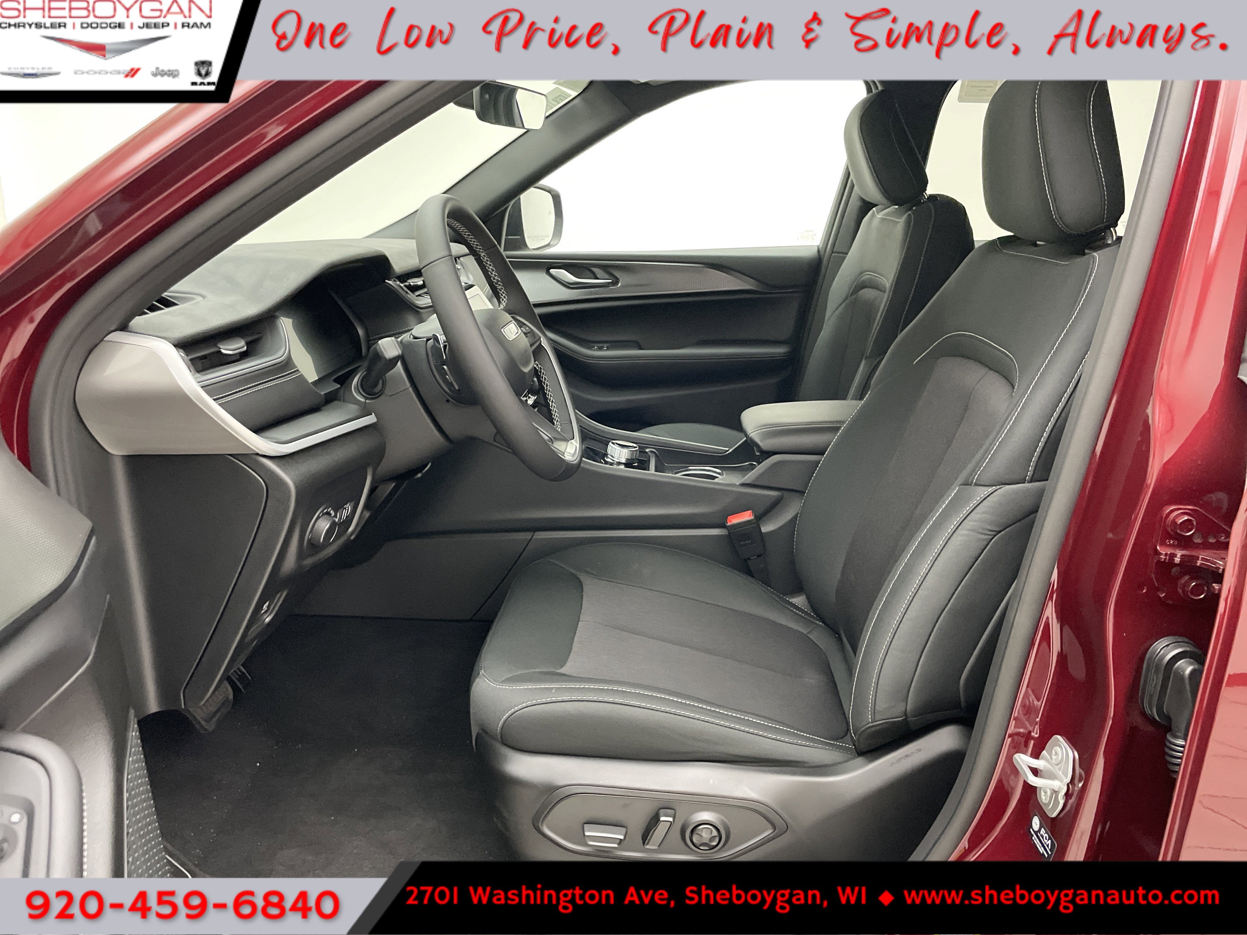 2025 Jeep Grand Cherokee GRAND CHEROKEE LAREDO 4X4