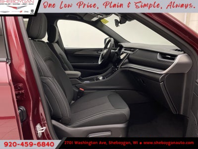 2025 Jeep Grand Cherokee GRAND CHEROKEE LAREDO 4X4