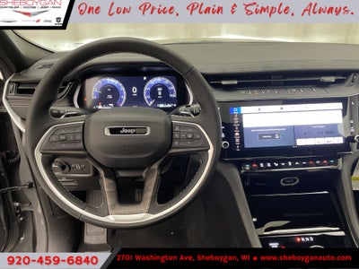 2027 Jeep Grand Cherokee GRAND CHEROKEE LAREDO ALTITUDE 4X4