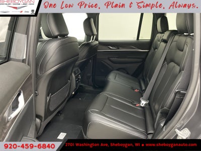 2025 Jeep Grand Cherokee GRAND CHEROKEE LIMITED 4X4