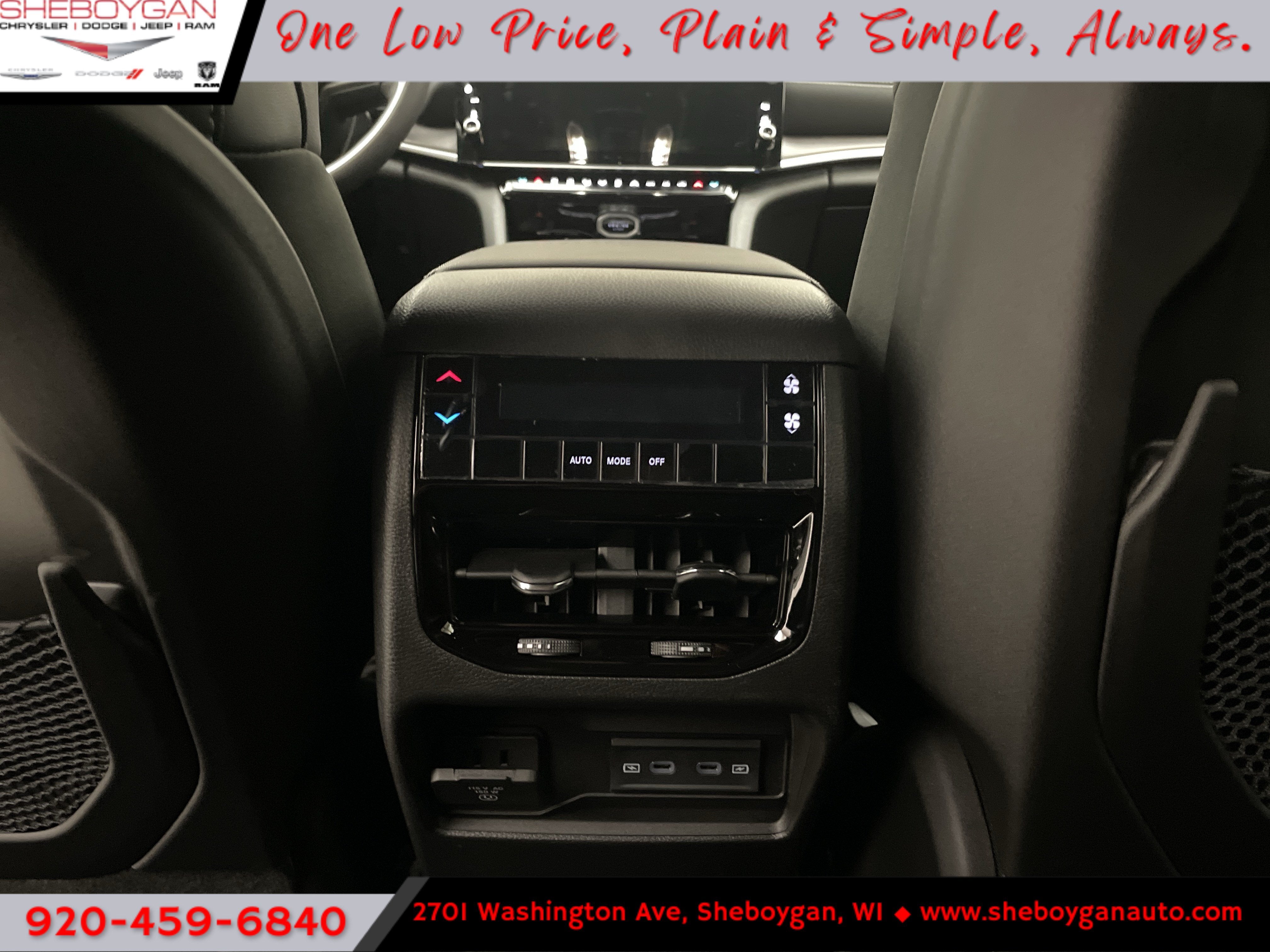 2027 Jeep Grand Cherokee GRAND CHEROKEE L LAREDO ALTITUDE 4X4