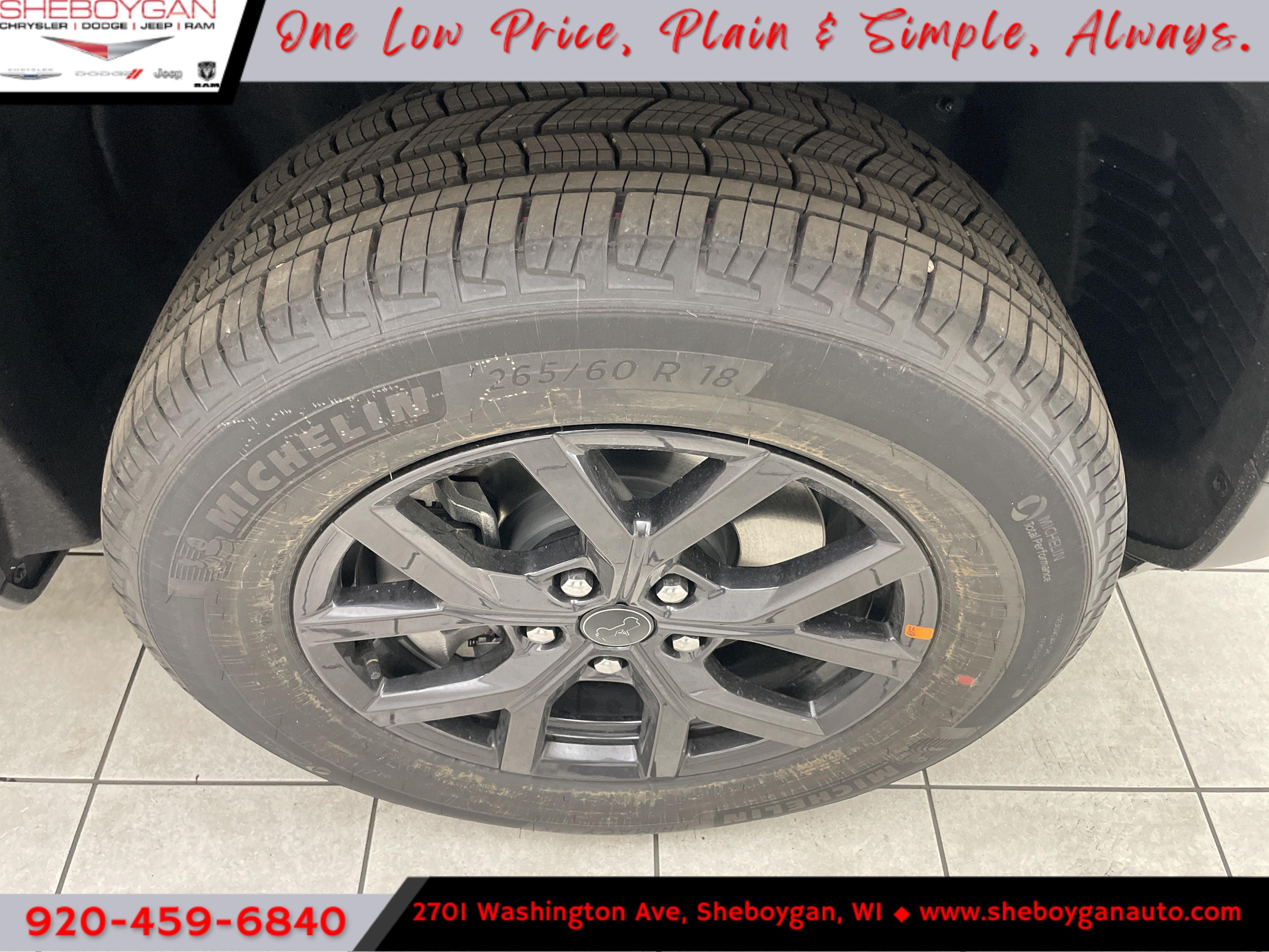 2027 Jeep Grand Cherokee GRAND CHEROKEE L LAREDO ALTITUDE 4X4