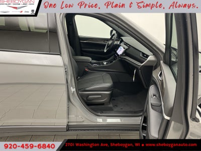 2027 Jeep Grand Cherokee GRAND CHEROKEE L LAREDO ALTITUDE 4X4