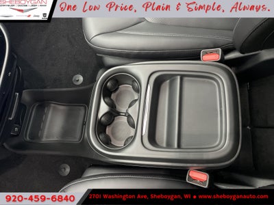 2027 Chrysler Pacifica PACIFICA SELECT
