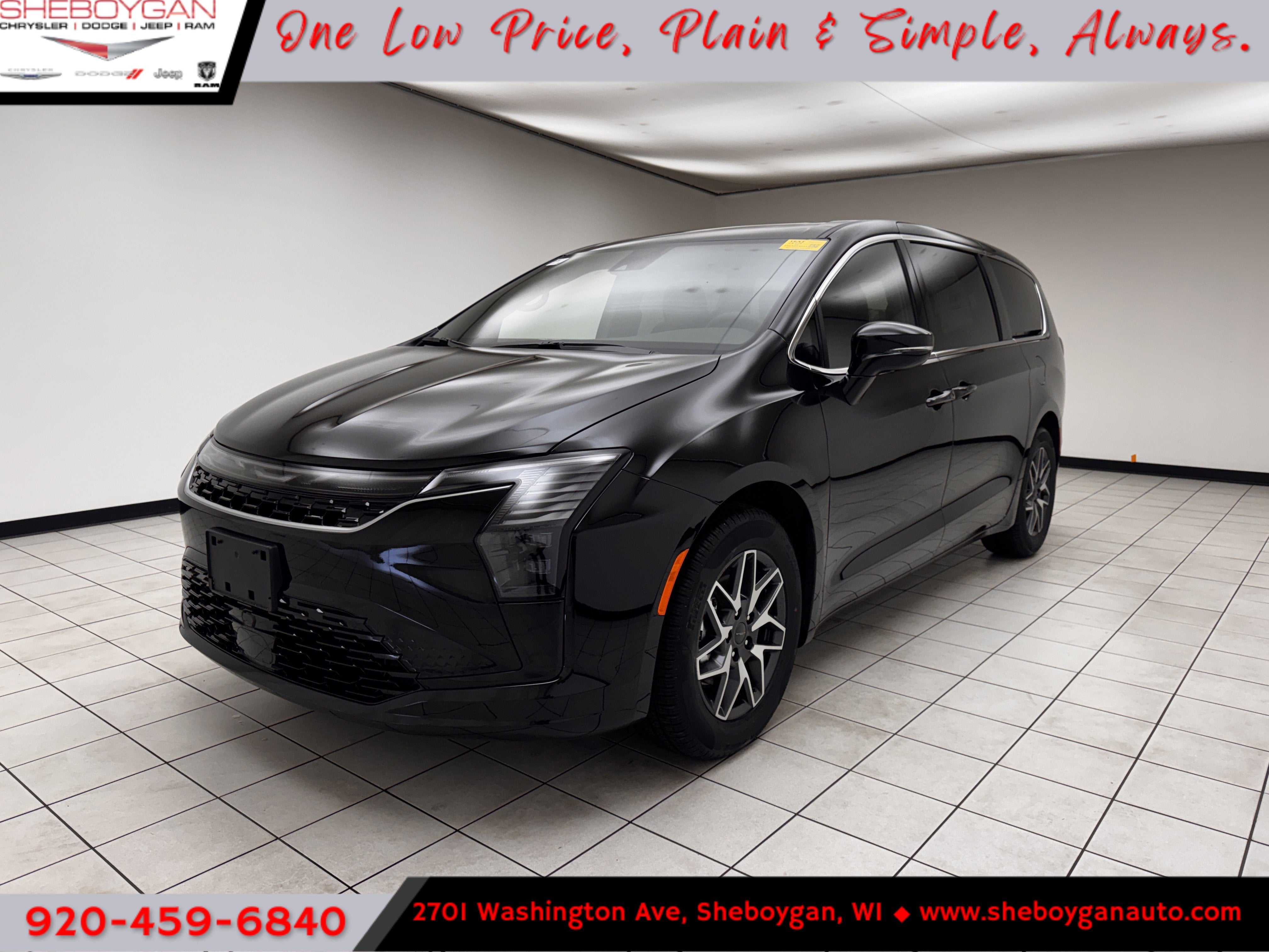 2027 Chrysler Pacifica Limited's photo