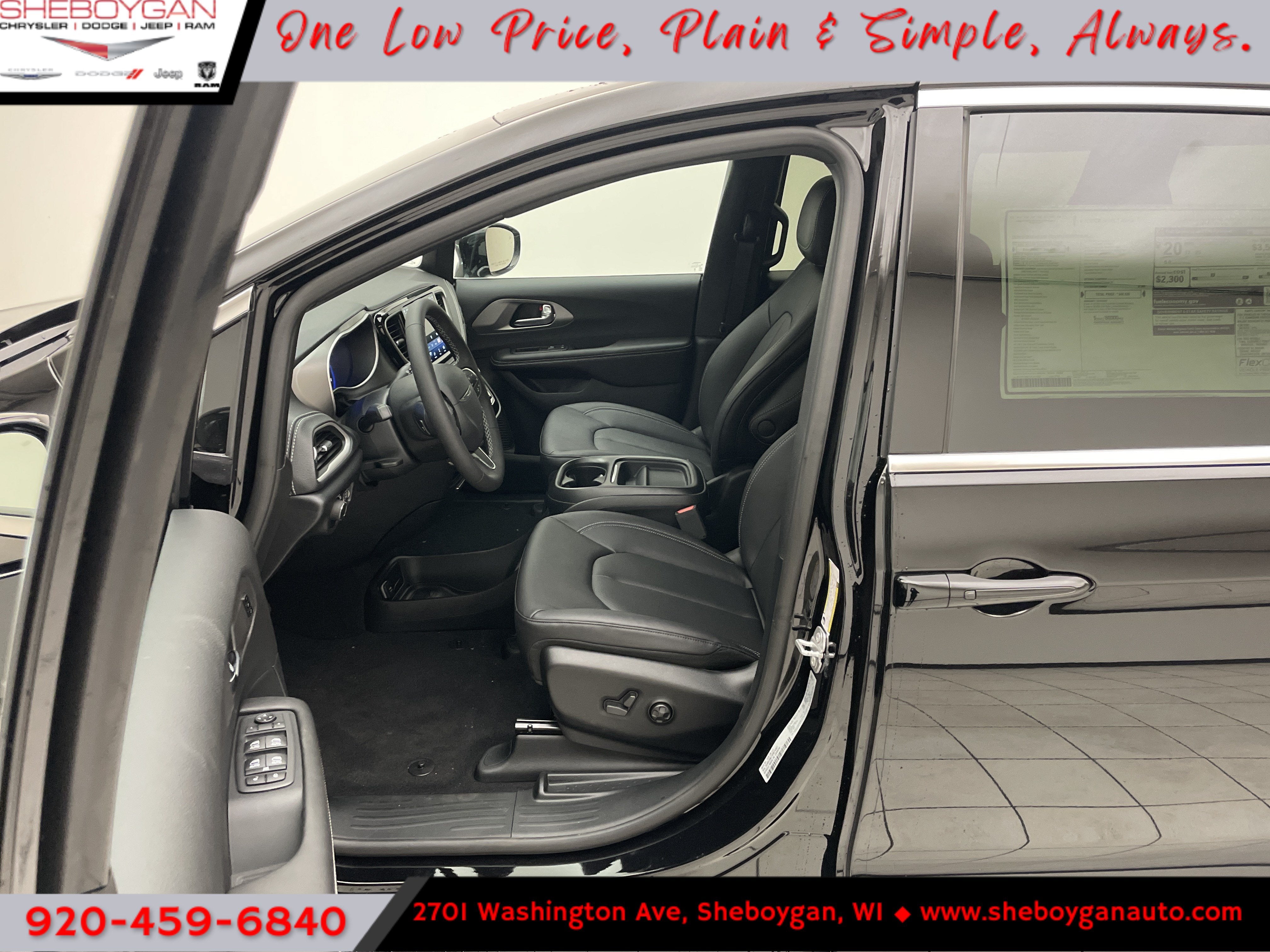 2027 Chrysler Pacifica PACIFICA SELECT AWD