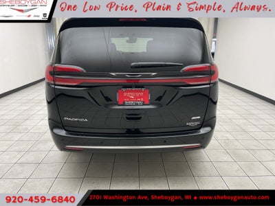 2027 Chrysler Pacifica PACIFICA SELECT AWD