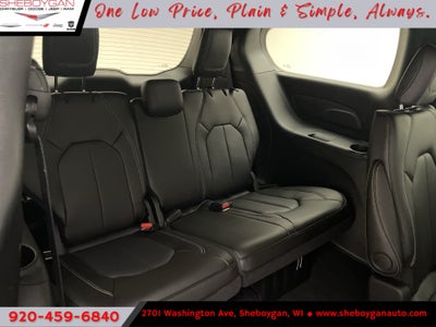 2027 Chrysler Pacifica PACIFICA SELECT AWD