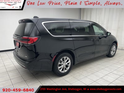 2026 Chrysler Pacifica PACIFICA SELECT AWD