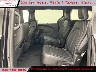 2026 Chrysler Pacifica PACIFICA SELECT AWD