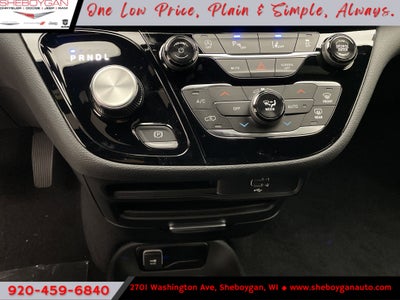 2026 Chrysler Pacifica PACIFICA SELECT AWD