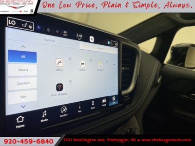 2027 Chrysler Pacifica PACIFICA LIMITED AWD