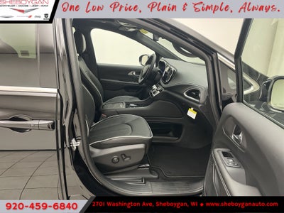 2027 Chrysler Pacifica PACIFICA LIMITED AWD