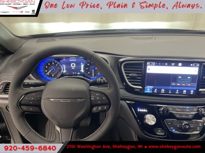 2027 Chrysler Pacifica PACIFICA LIMITED AWD