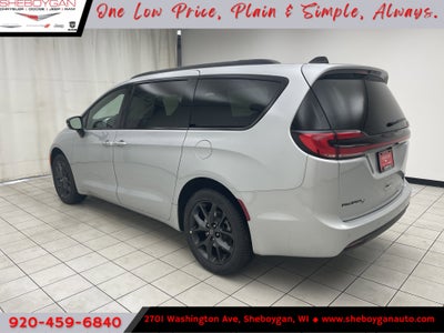2026 Chrysler Pacifica PACIFICA LIMITED AWD