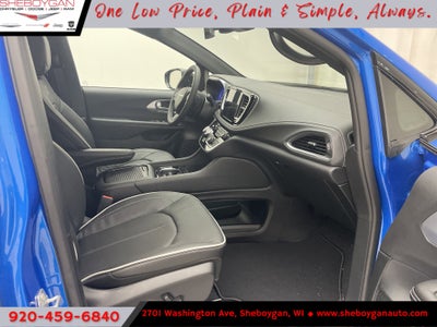 2026 Chrysler Pacifica PACIFICA LIMITED AWD