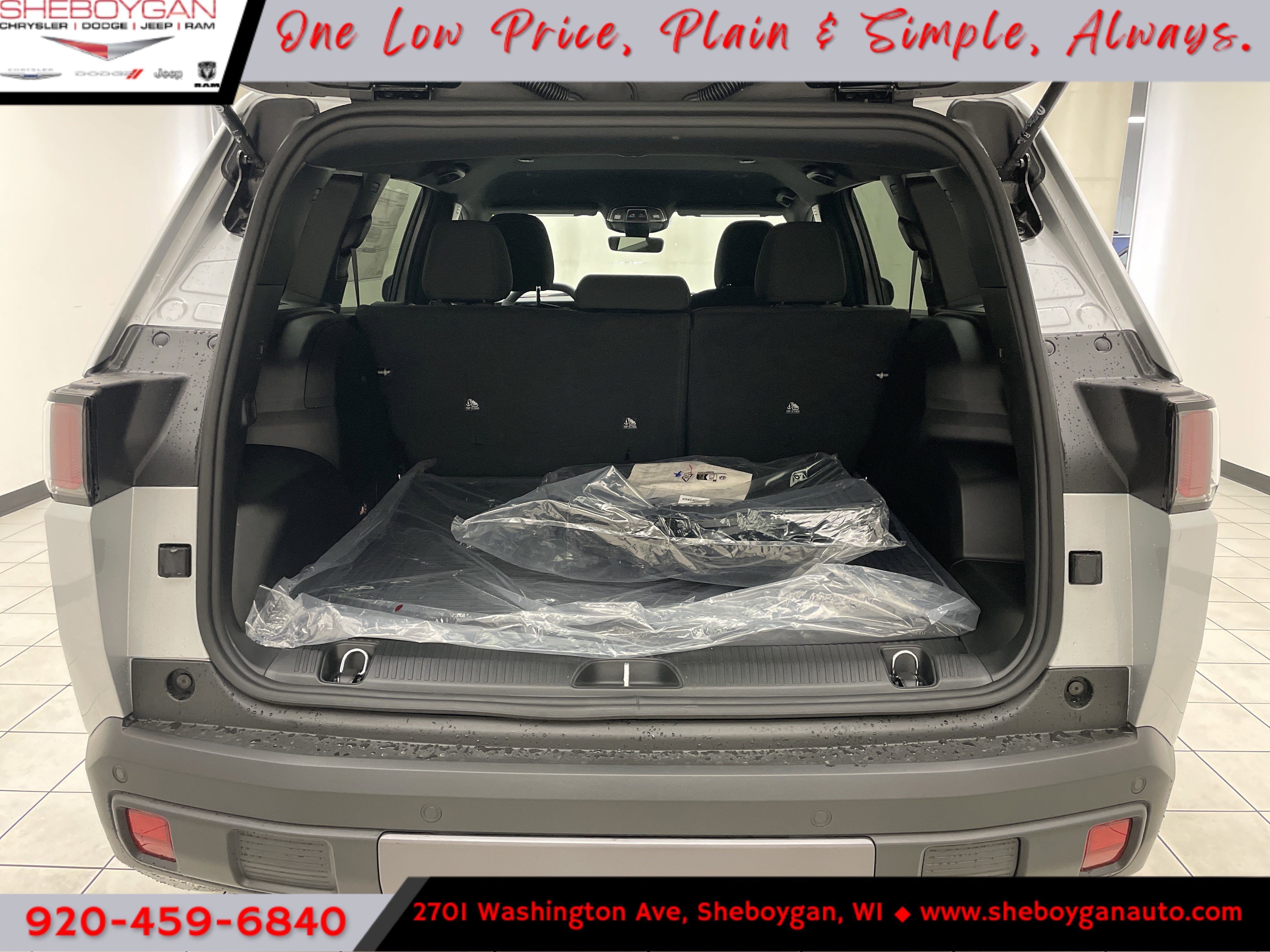 2026 Jeep Cherokee CHEROKEE LAREDO 4X4
