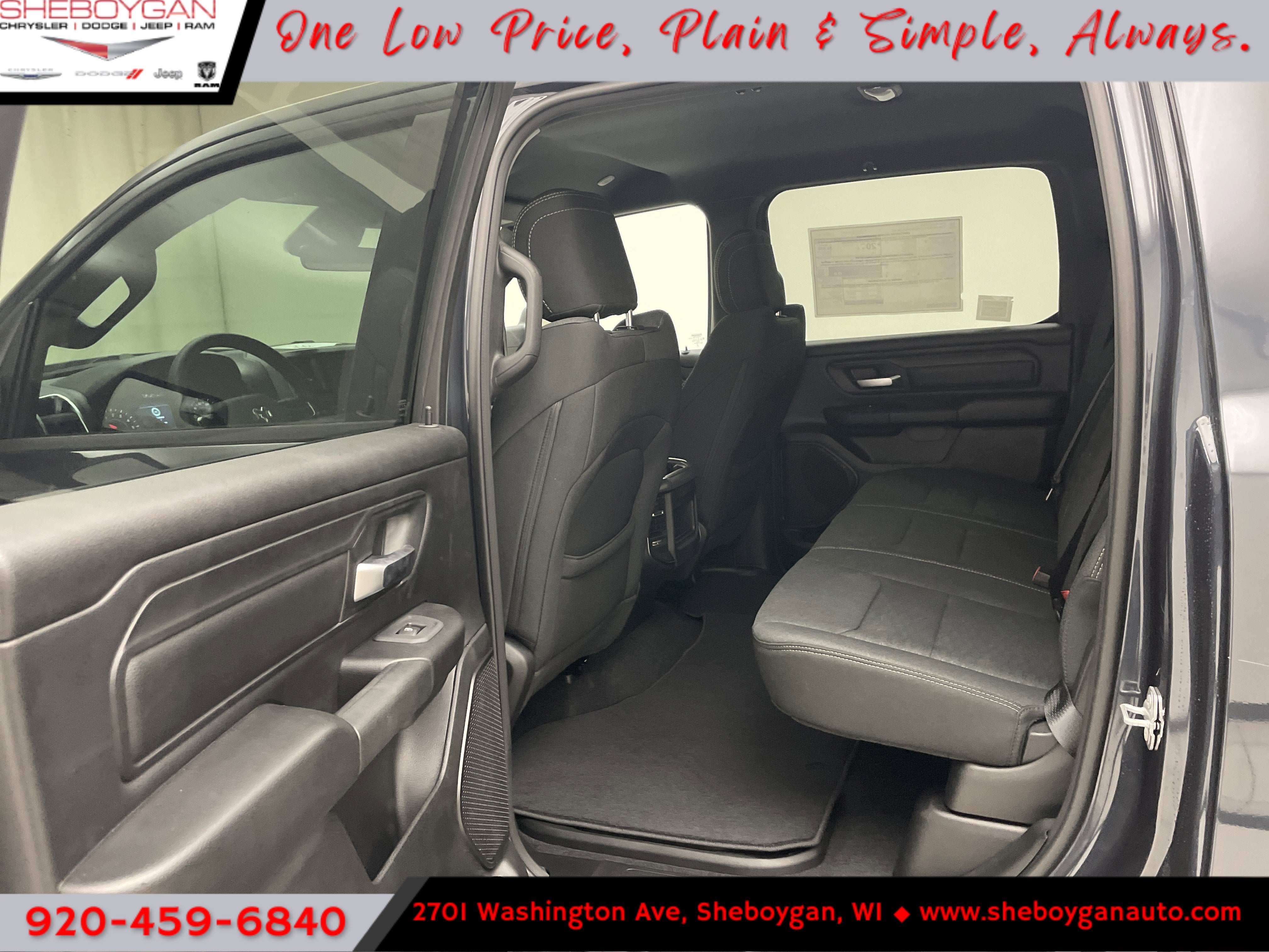 2026 RAM Ram 1500 RAM 1500 EXPRESS CREW CAB 4X4 5'7' BOX