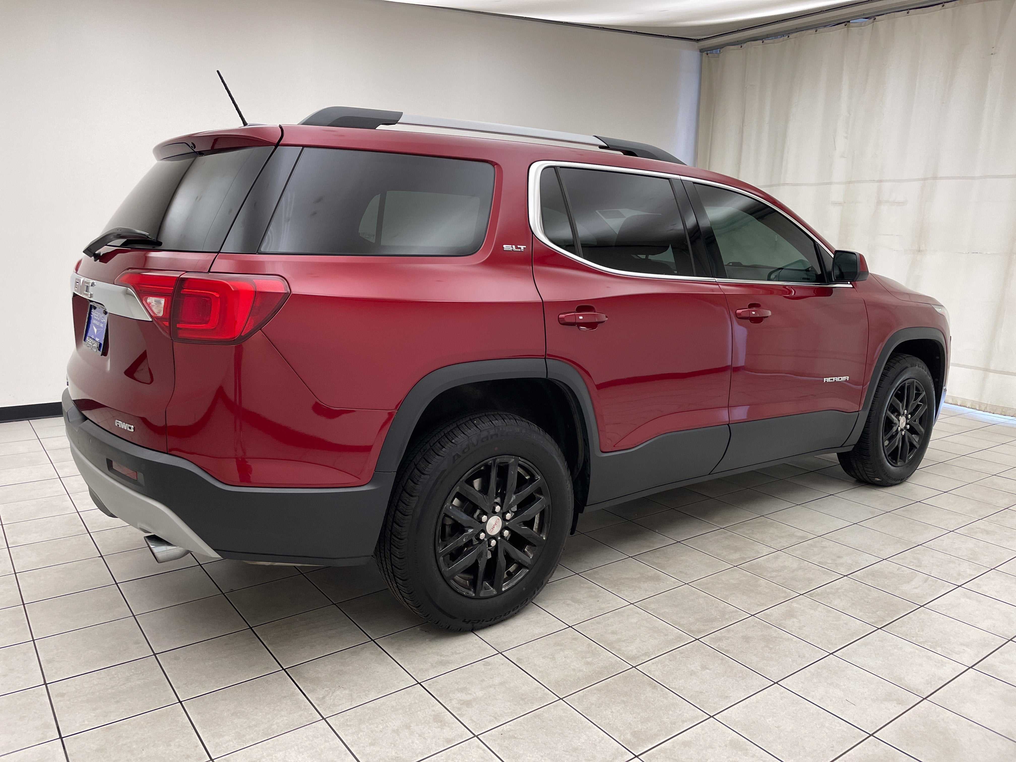 2019 GMC Acadia SLT