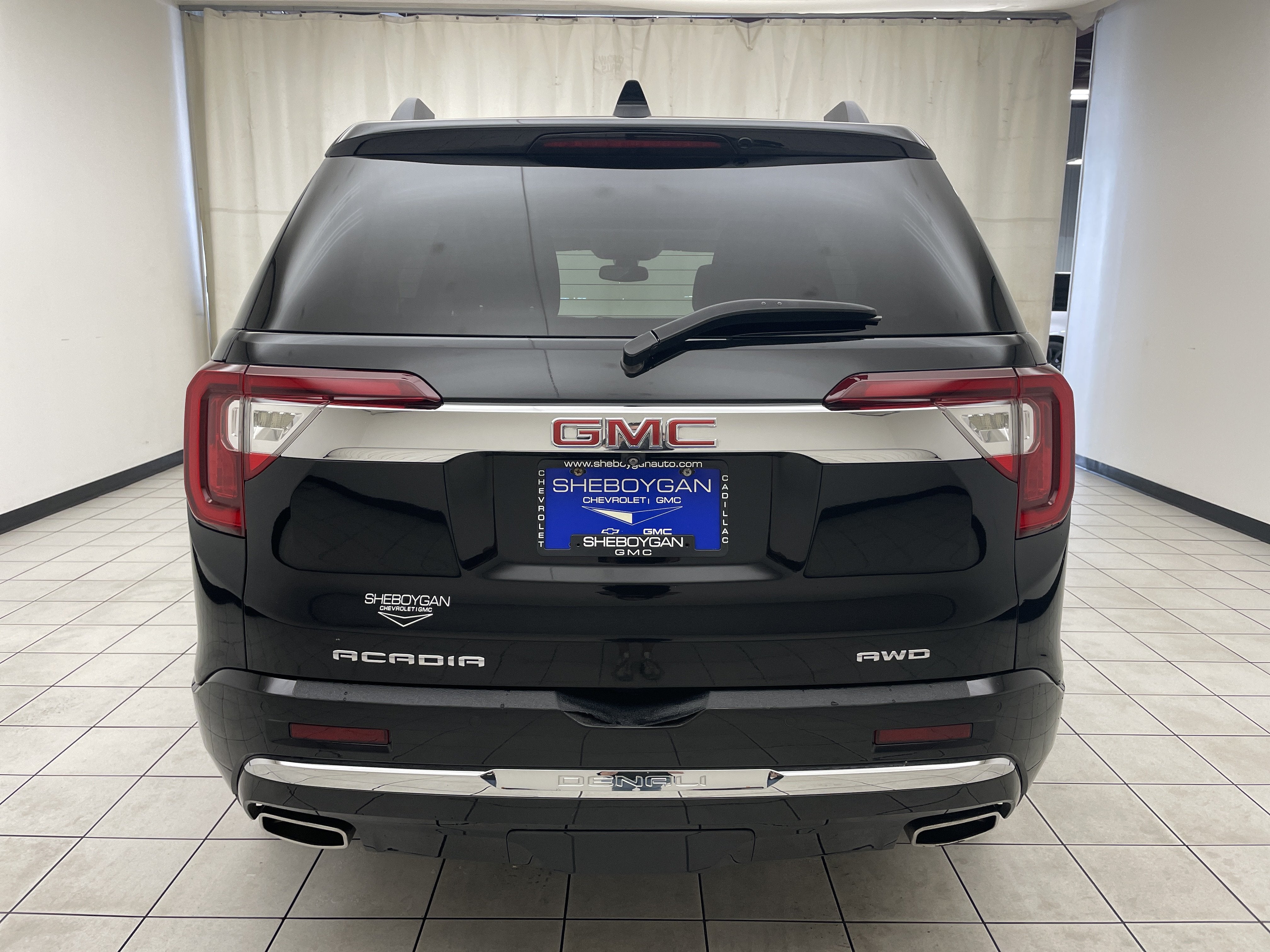 2021 GMC Acadia Denali