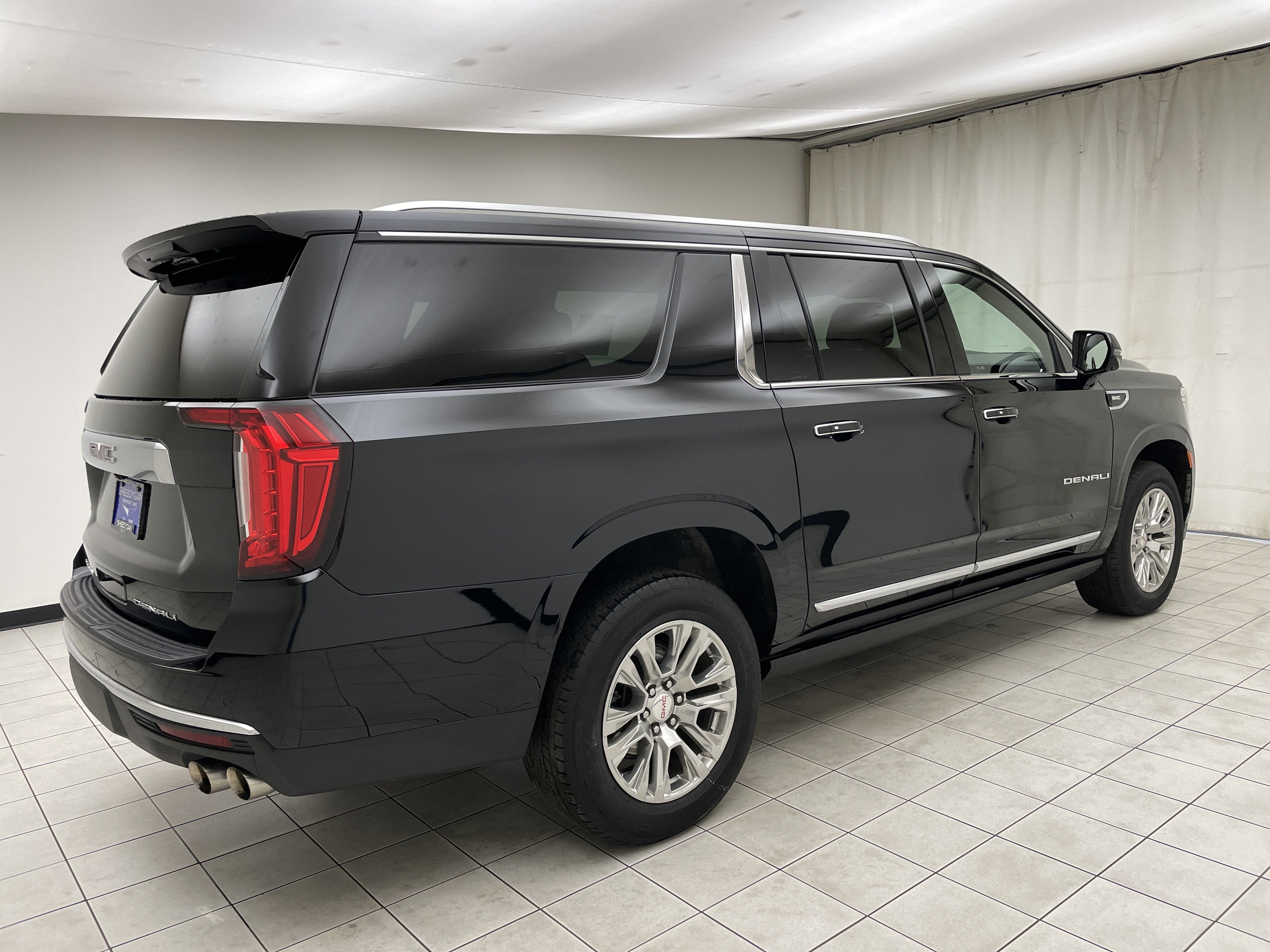 2022 GMC Yukon XL Denali