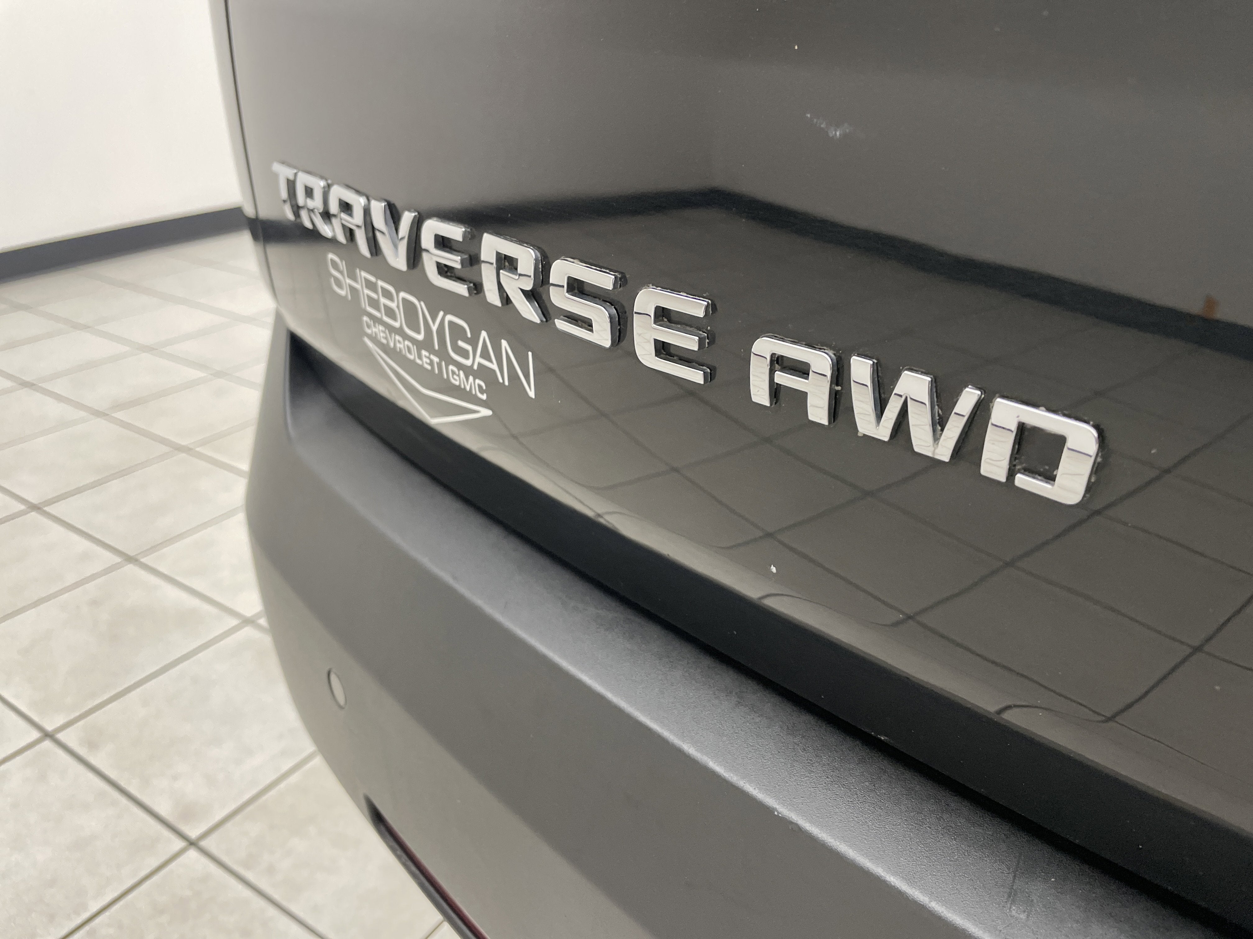 2023 Chevrolet Traverse LT Cloth