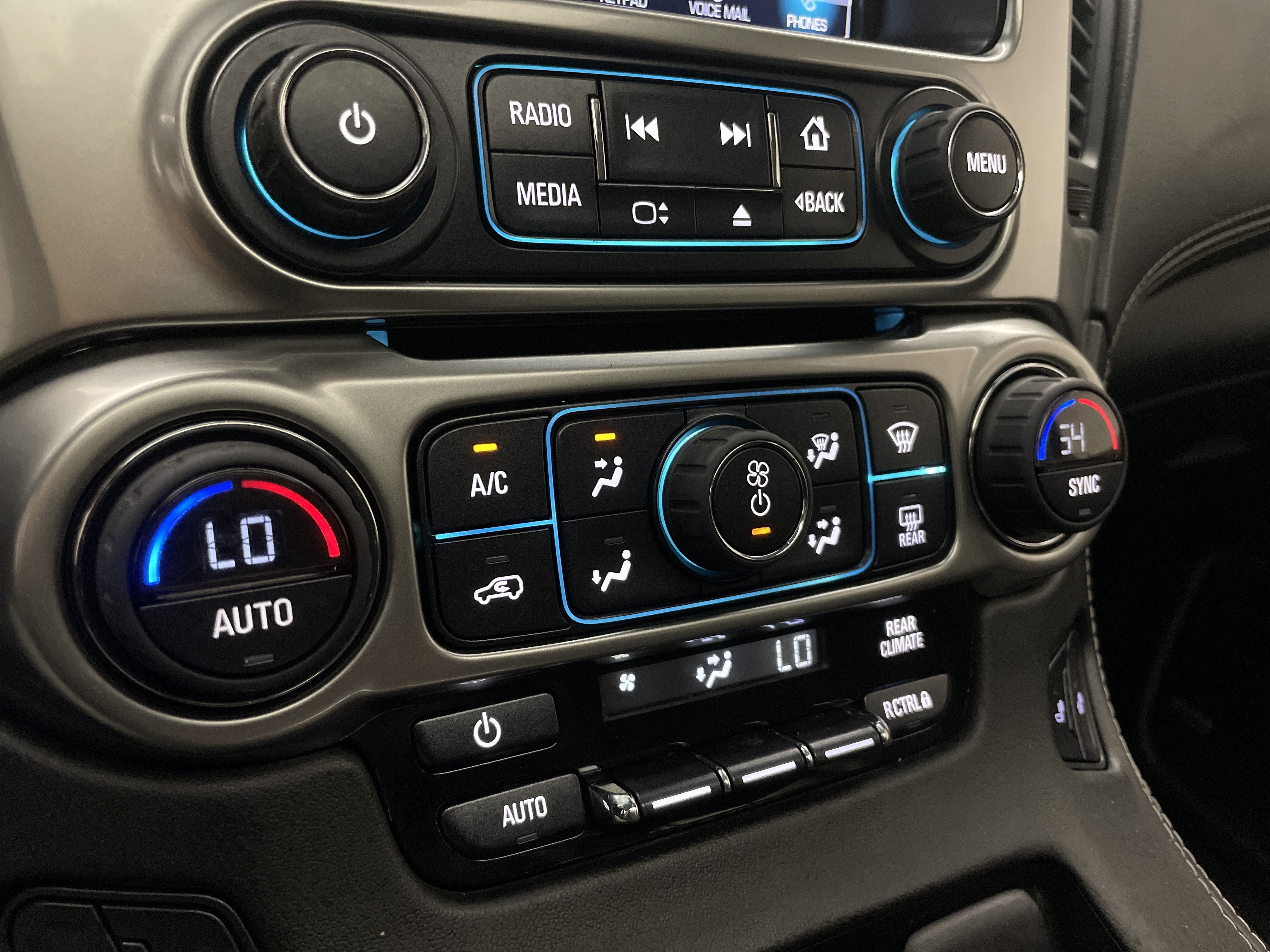 2015 Chevrolet Suburban LT