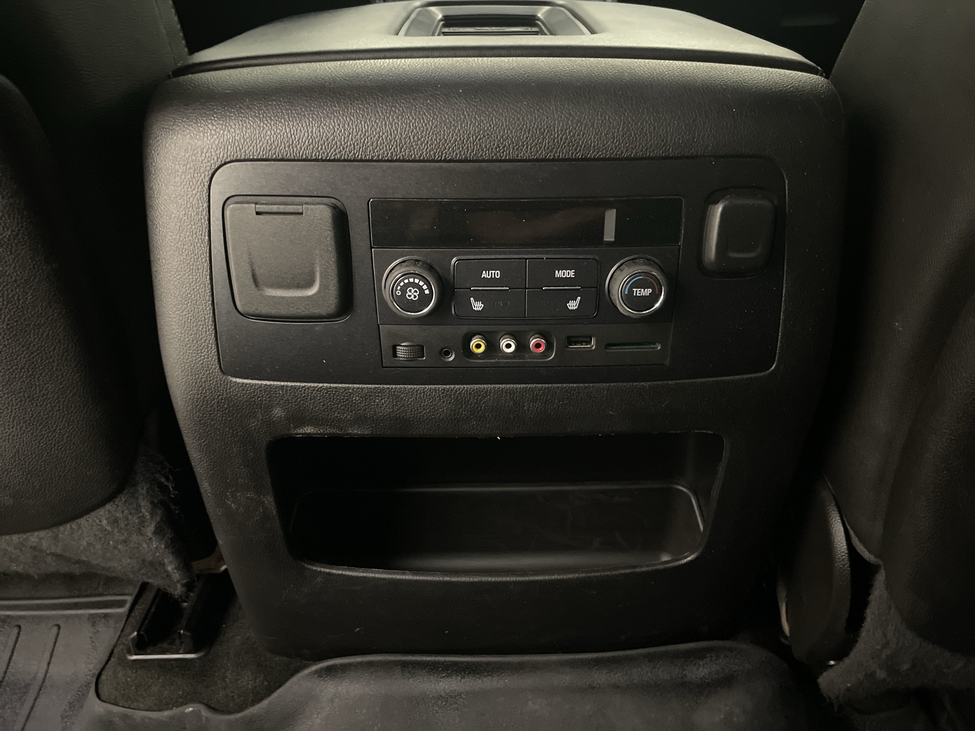 2015 Chevrolet Suburban LT