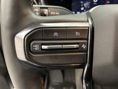 2023 GMC Canyon 4WD AT4