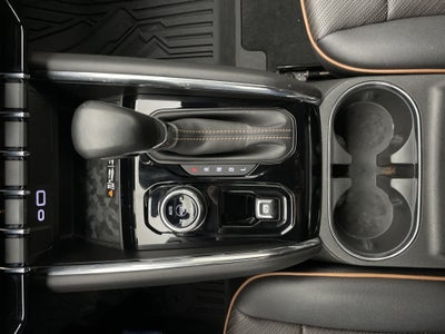 2023 GMC Canyon 4WD AT4