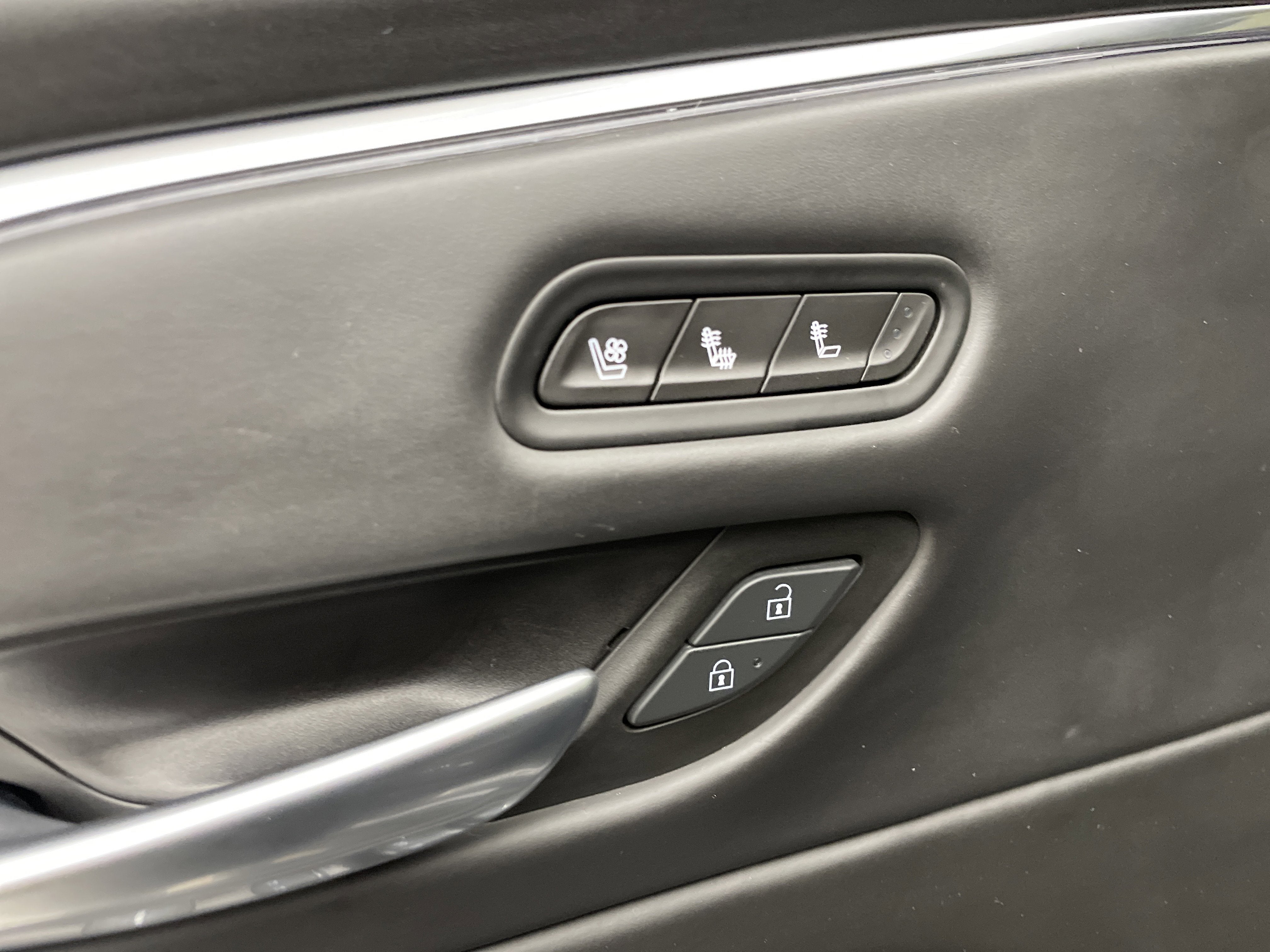 2021 Cadillac Escalade ESV Sport Platinum
