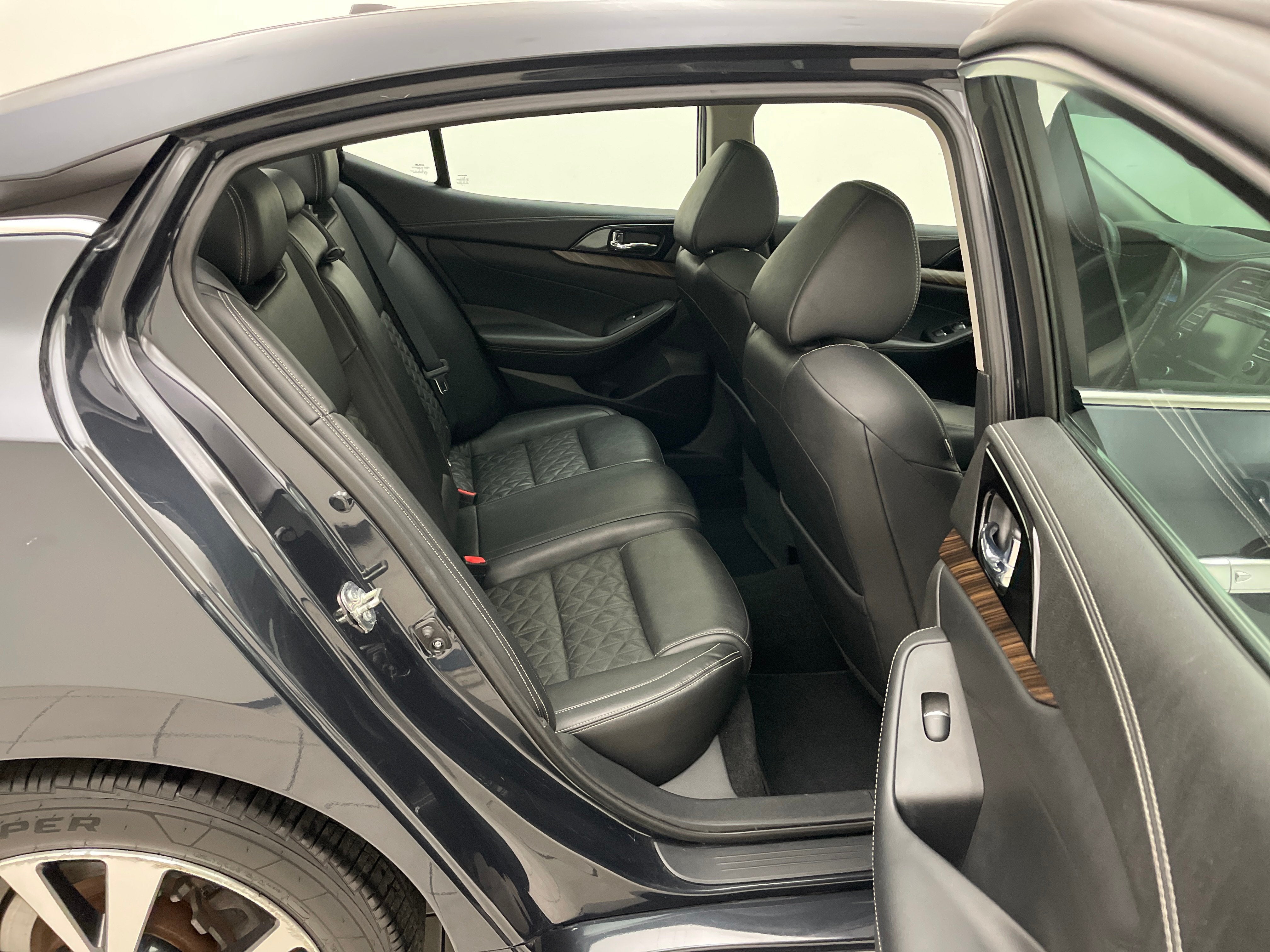 2016 Nissan Maxima 3.5 Platinum