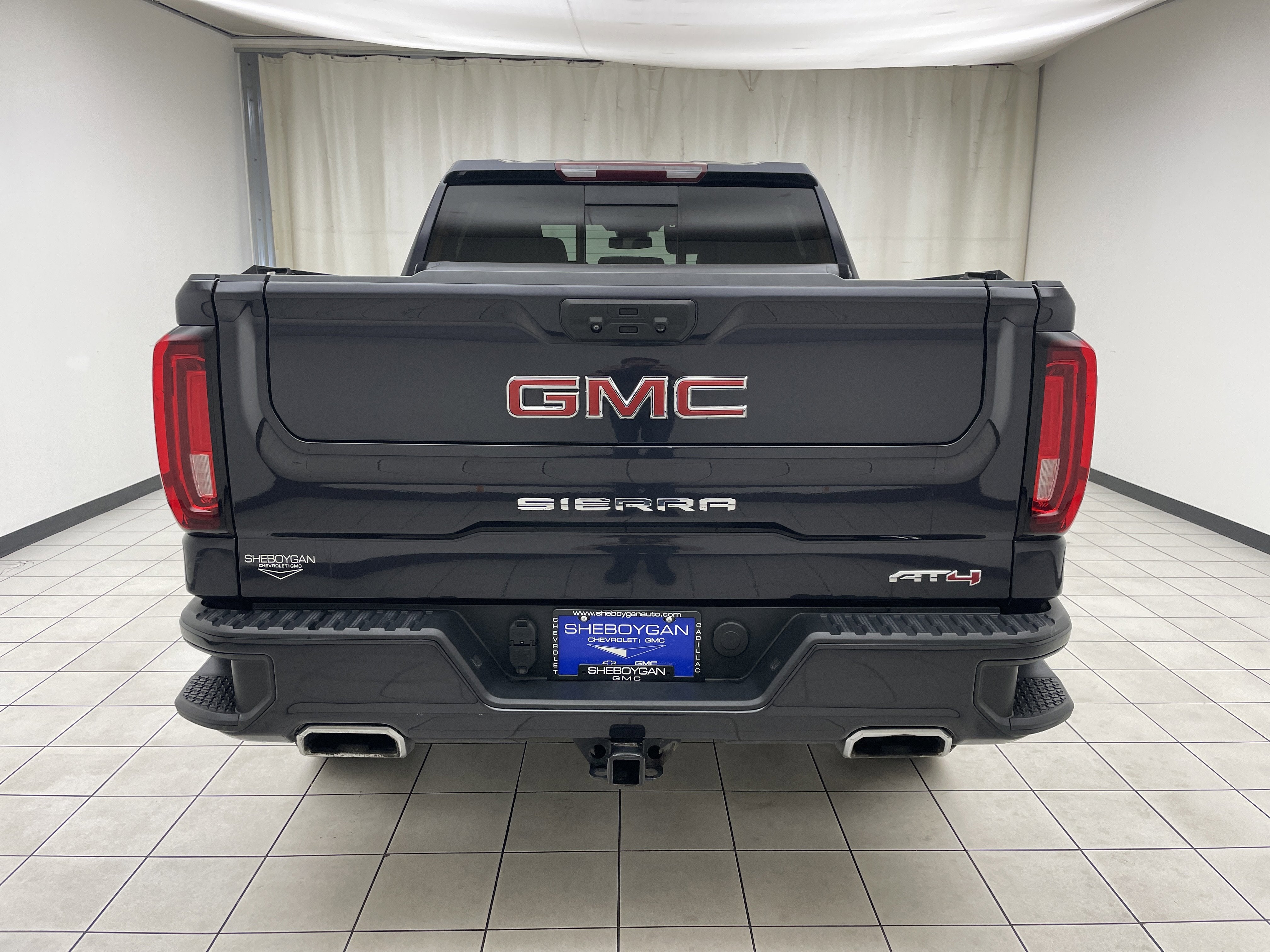 2022 GMC Sierra 1500 AT4