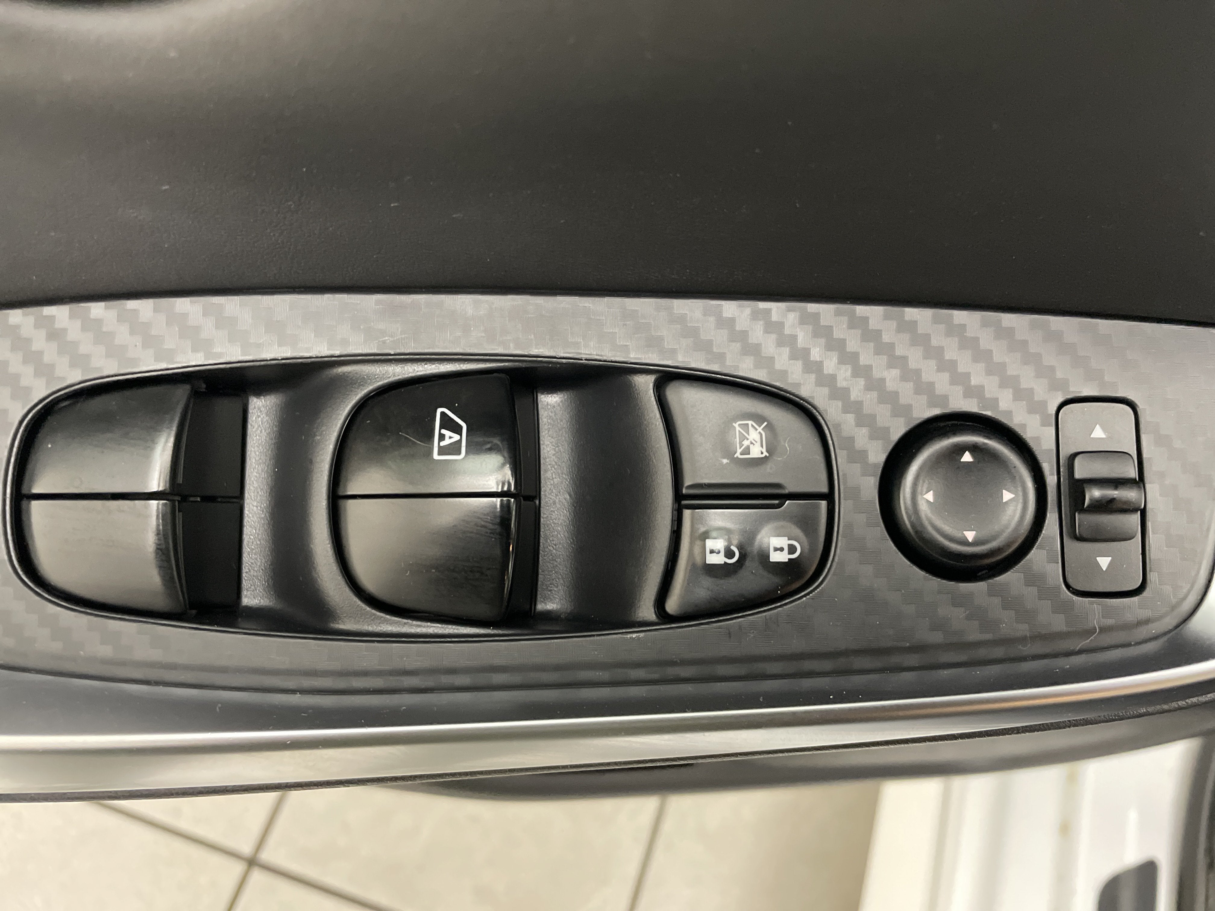 2022 Nissan Sentra SR Xtronic CVT