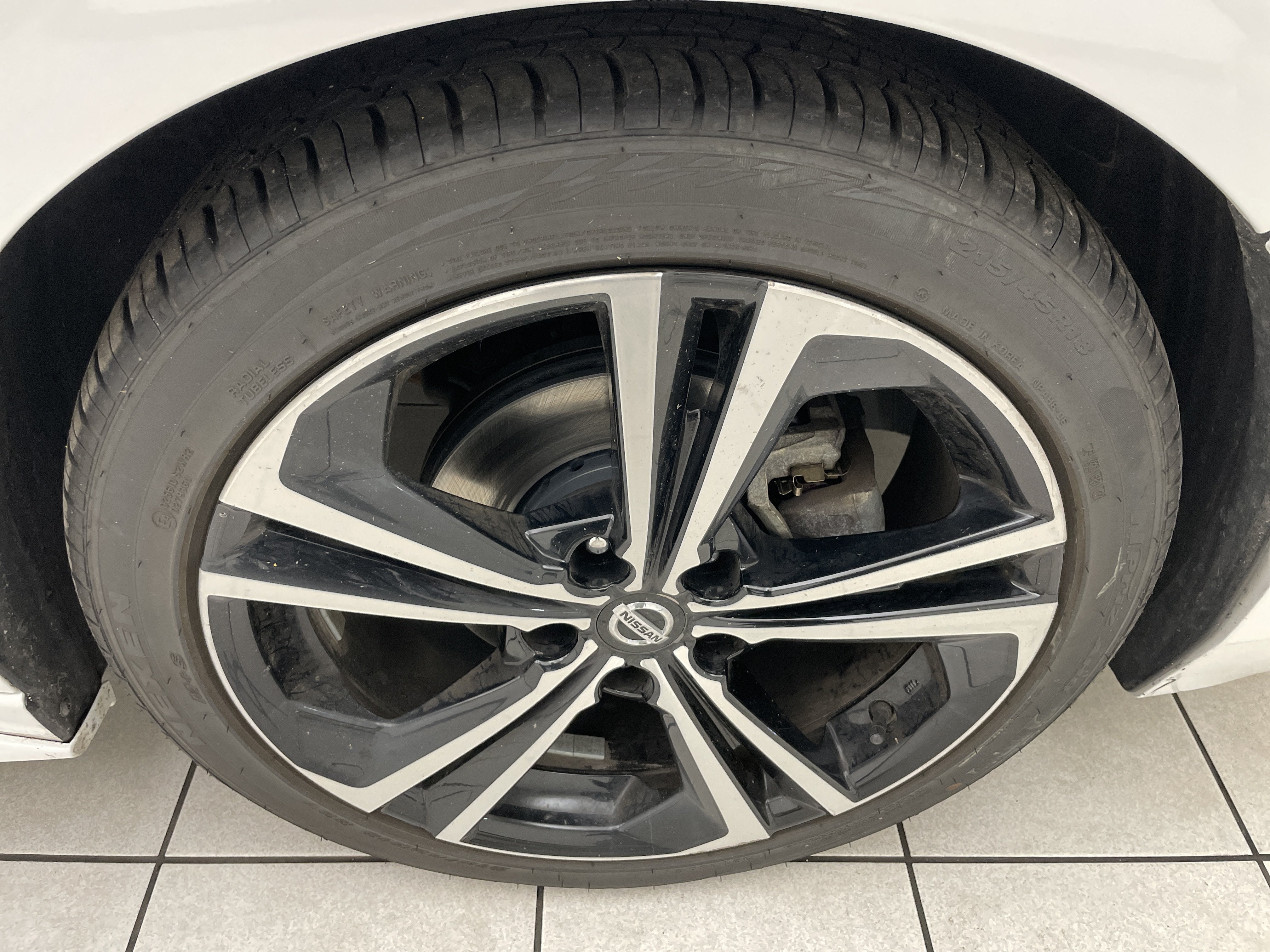 2022 Nissan Sentra SR Xtronic CVT