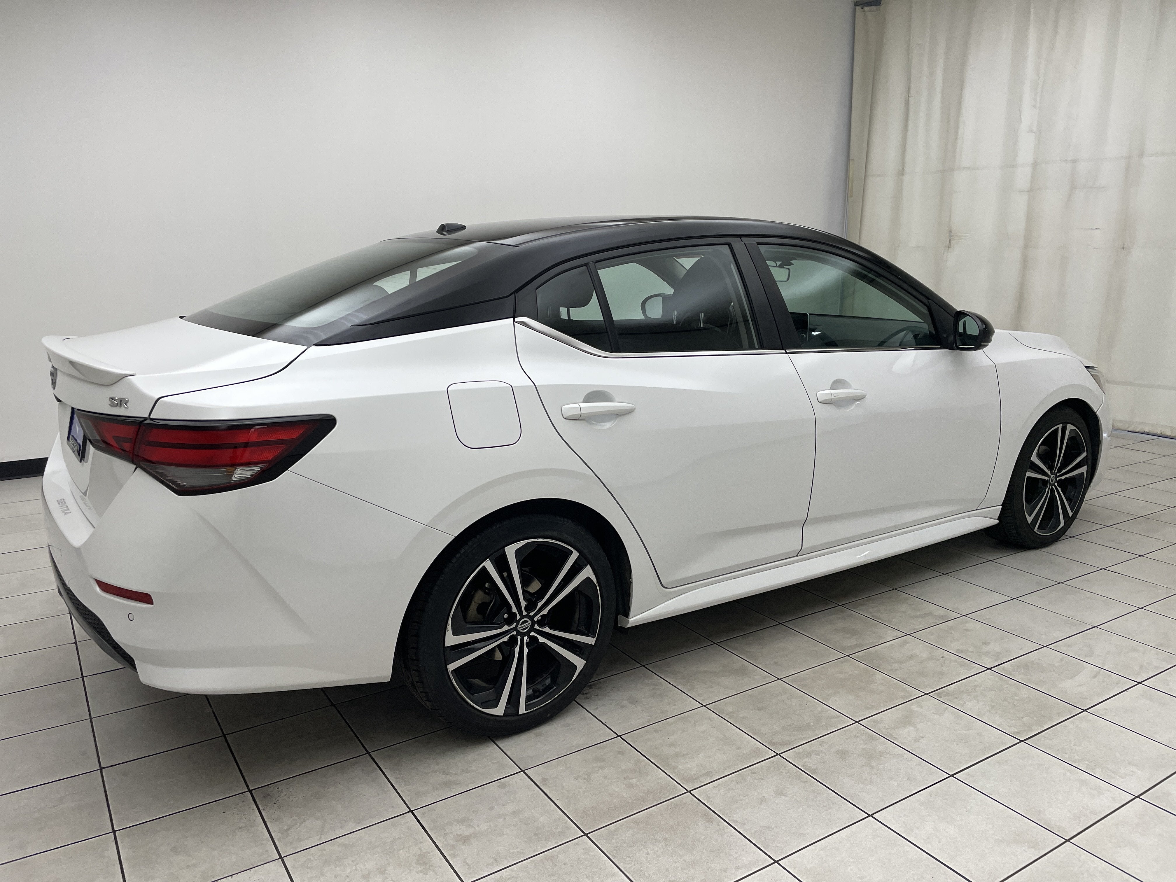 2022 Nissan Sentra SR Xtronic CVT