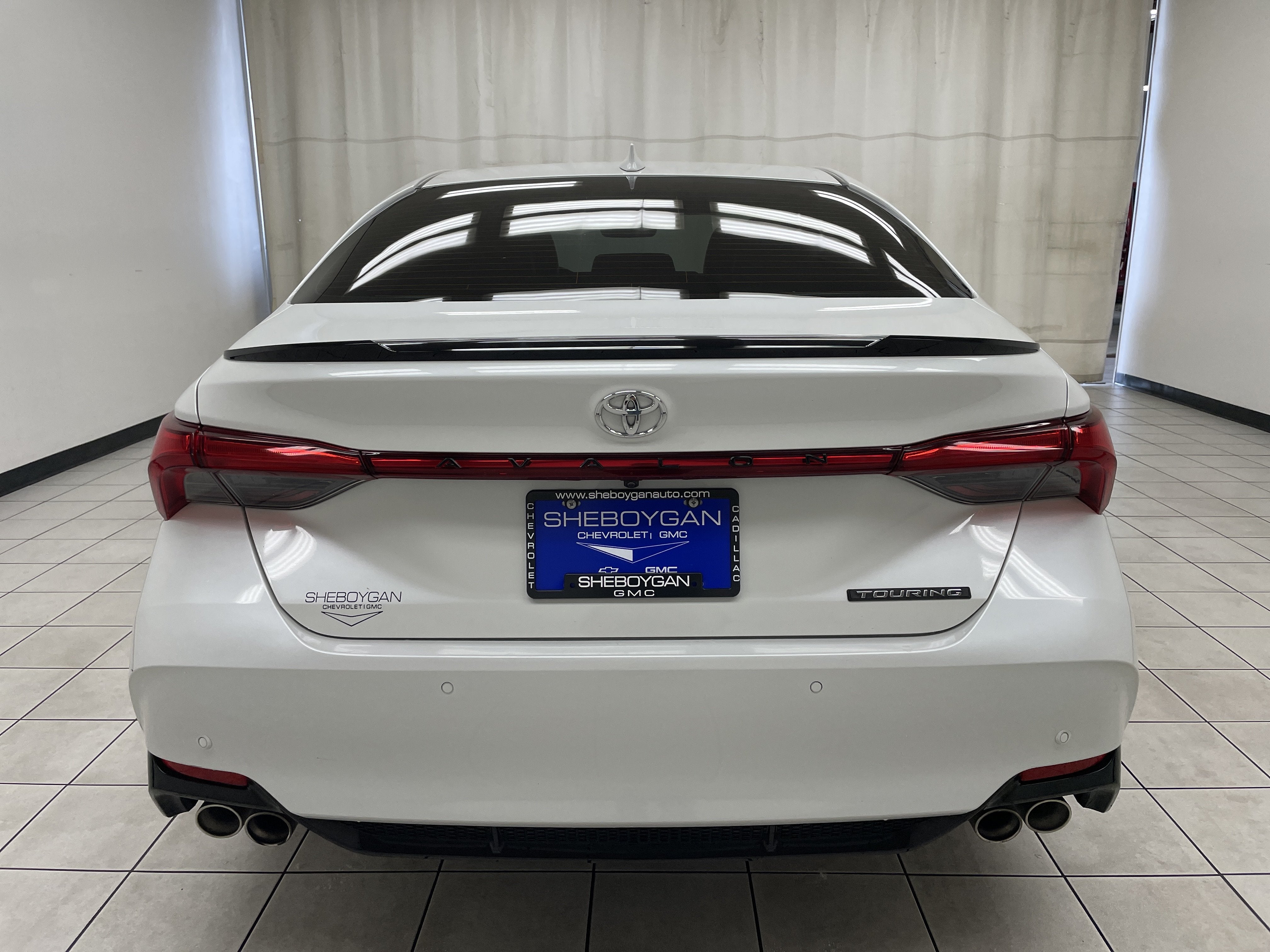 2022 Toyota Avalon Touring