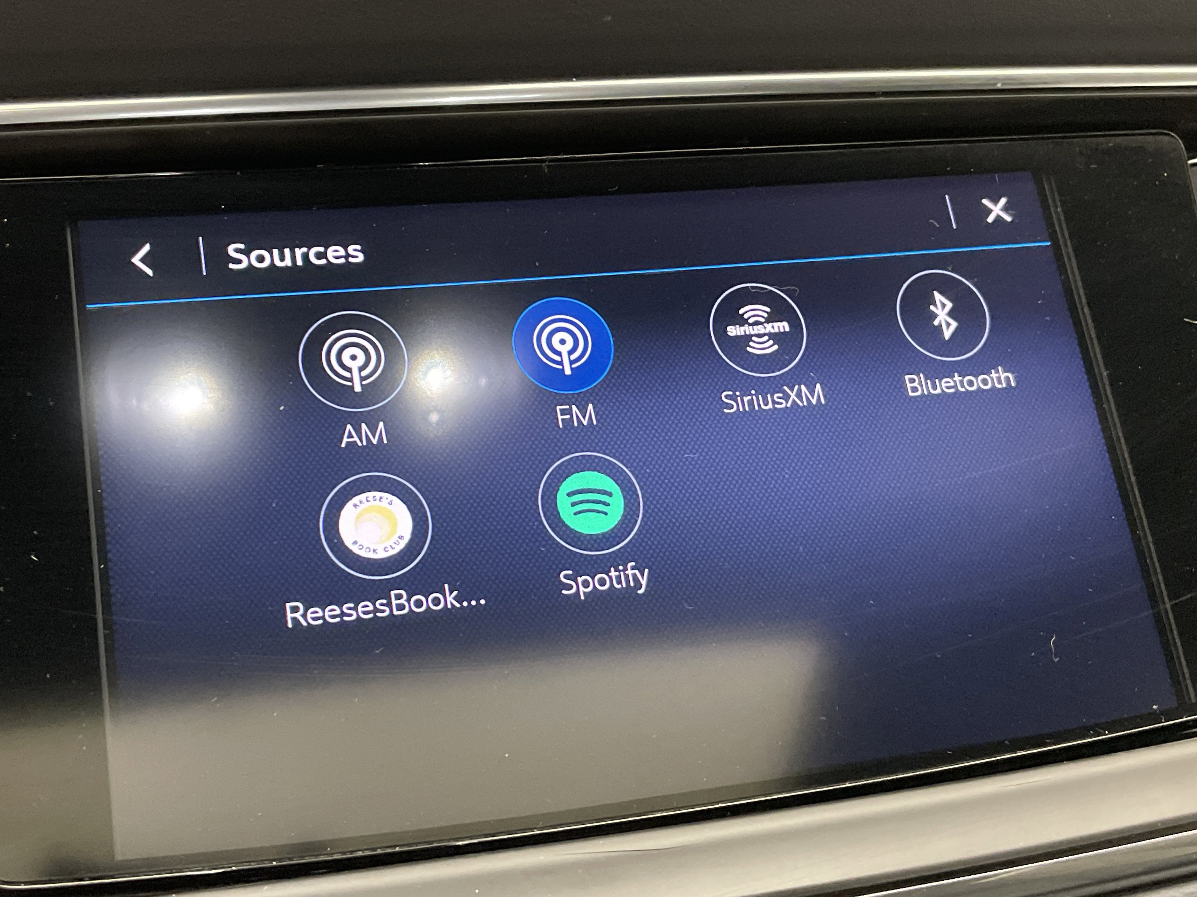 2023 Buick Enclave Essence