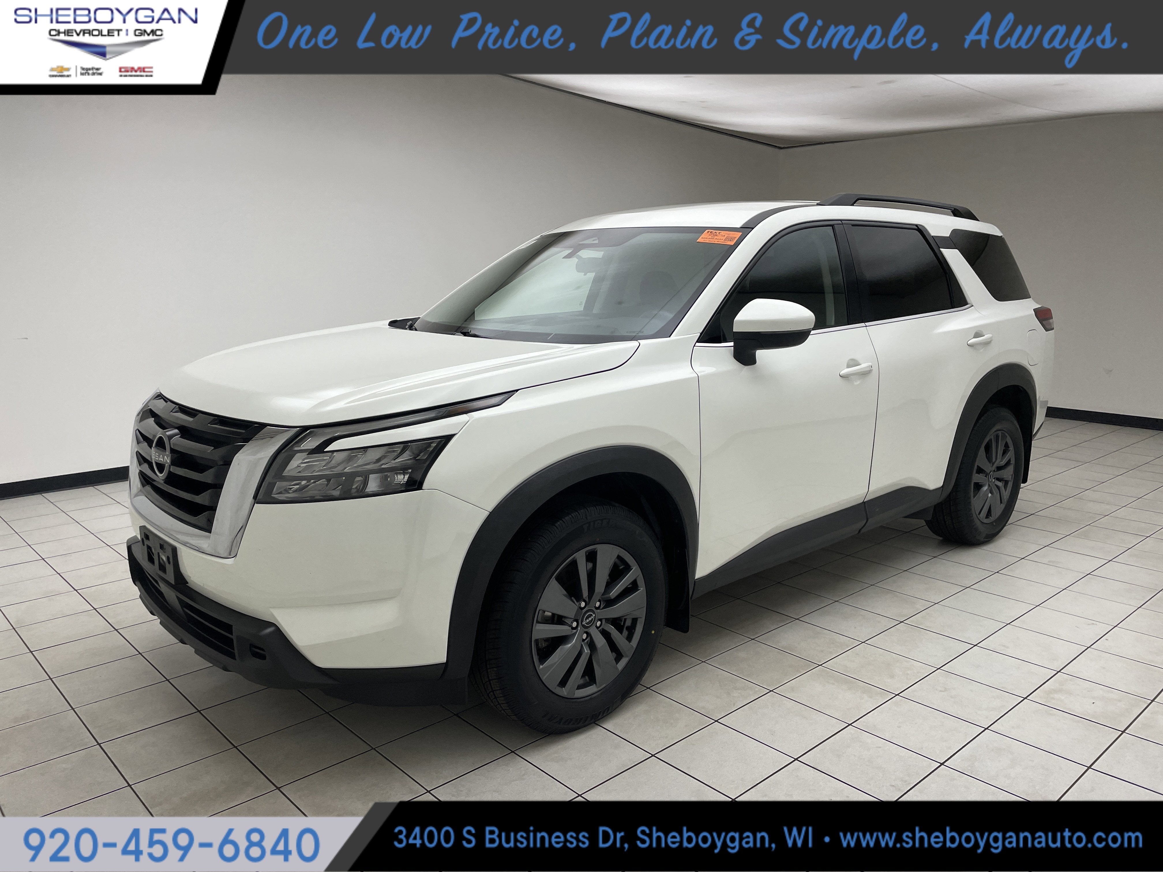 2023 Nissan Pathfinder SV FWD