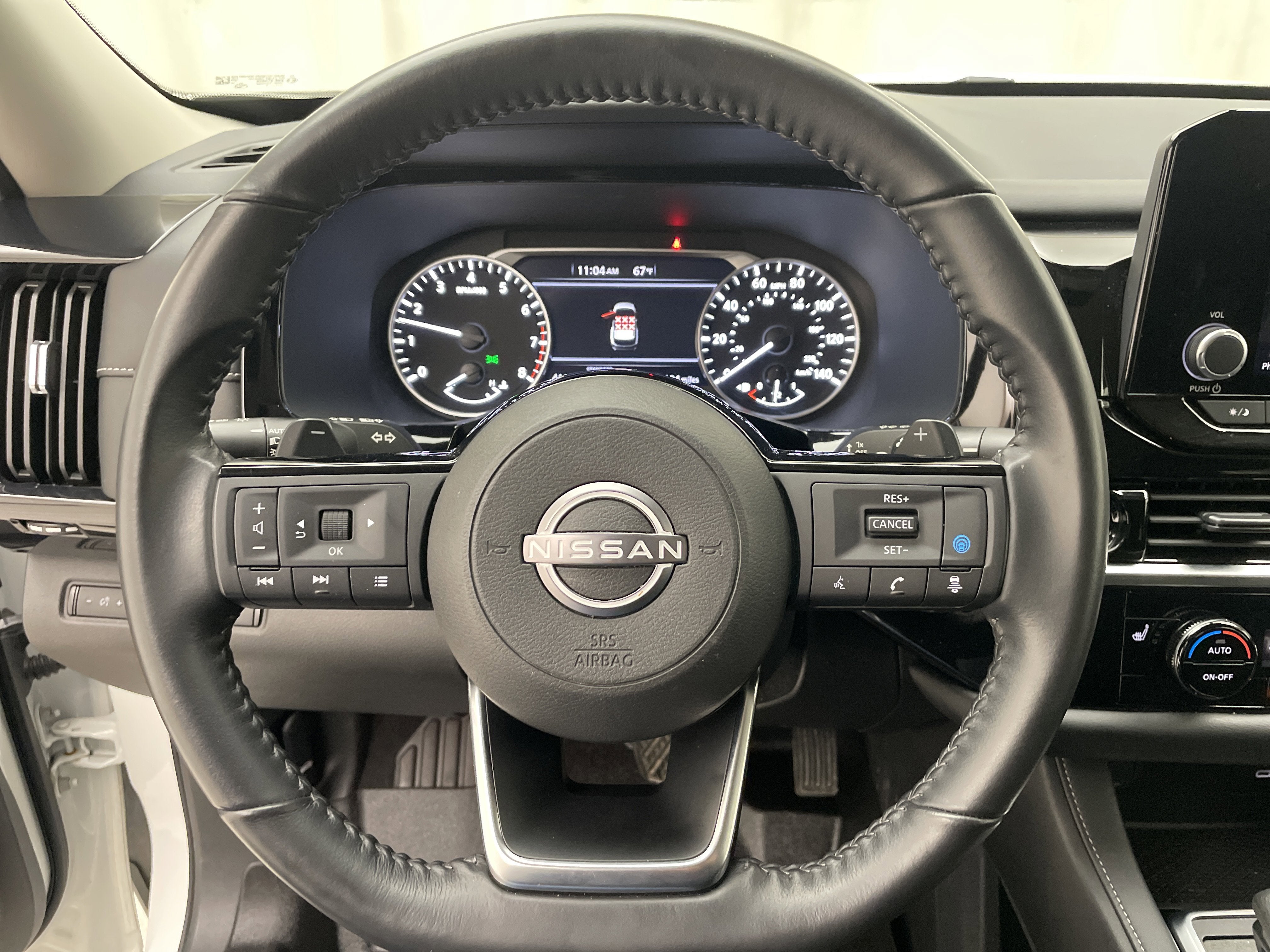 2023 Nissan Pathfinder SV FWD