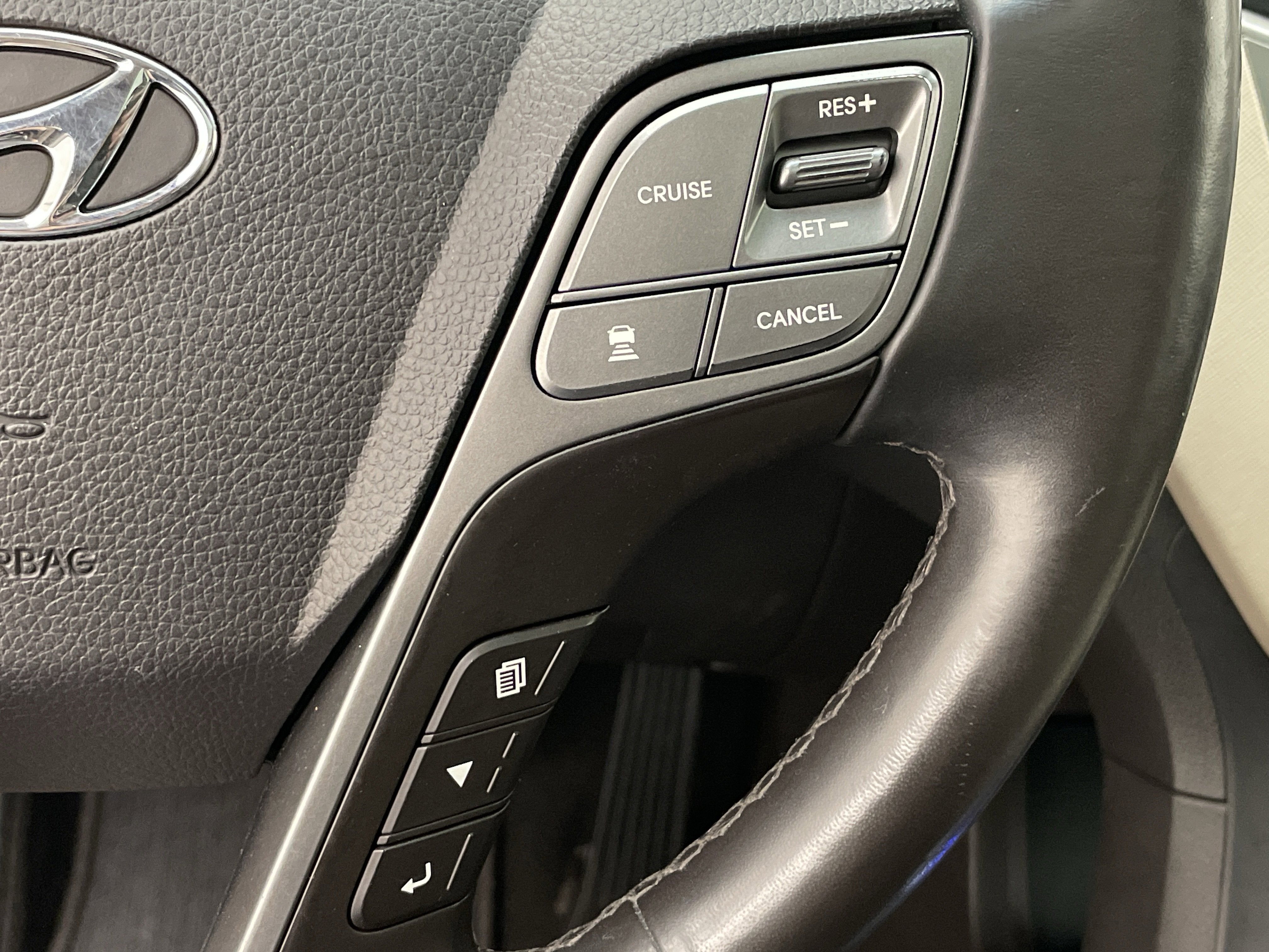 2018 Hyundai Santa Fe Limited Ultimate