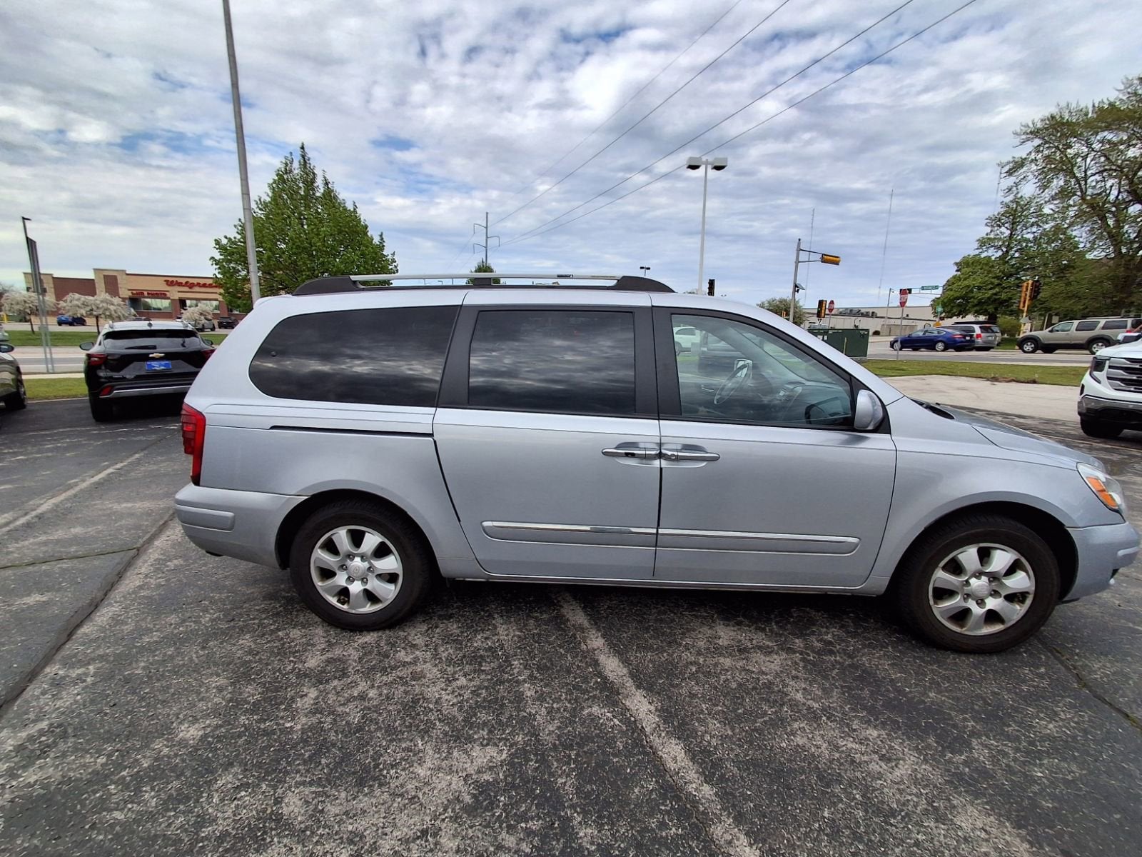 2007 Hyundai Entourage GLS