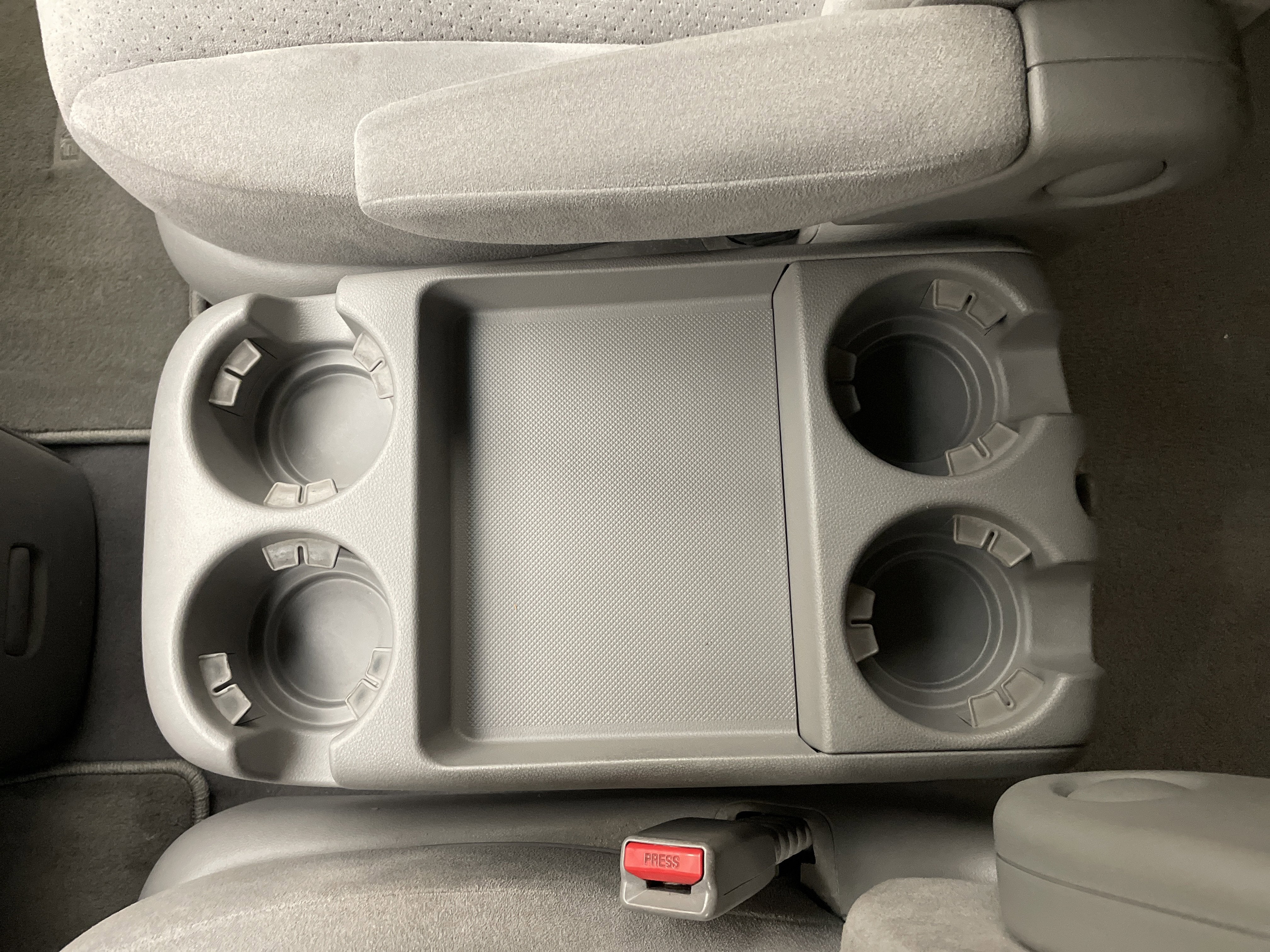 2007 Hyundai Entourage GLS